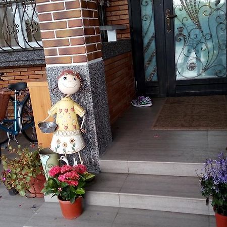 Victoria B&B Yilan Exterior foto