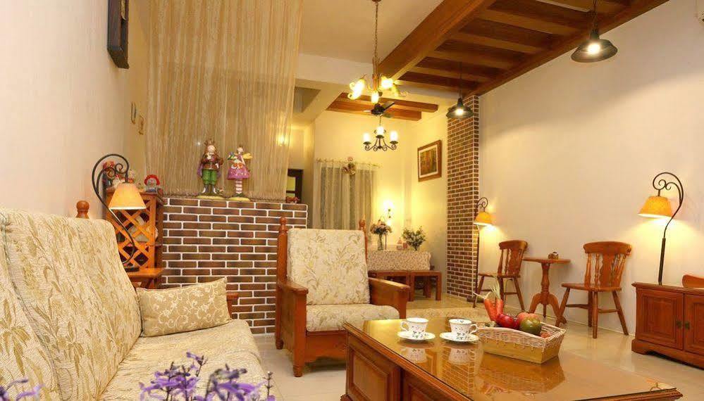 Victoria B&B Yilan Exterior foto