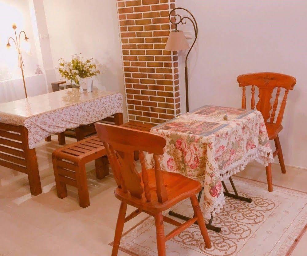 Victoria B&B Yilan Exterior foto